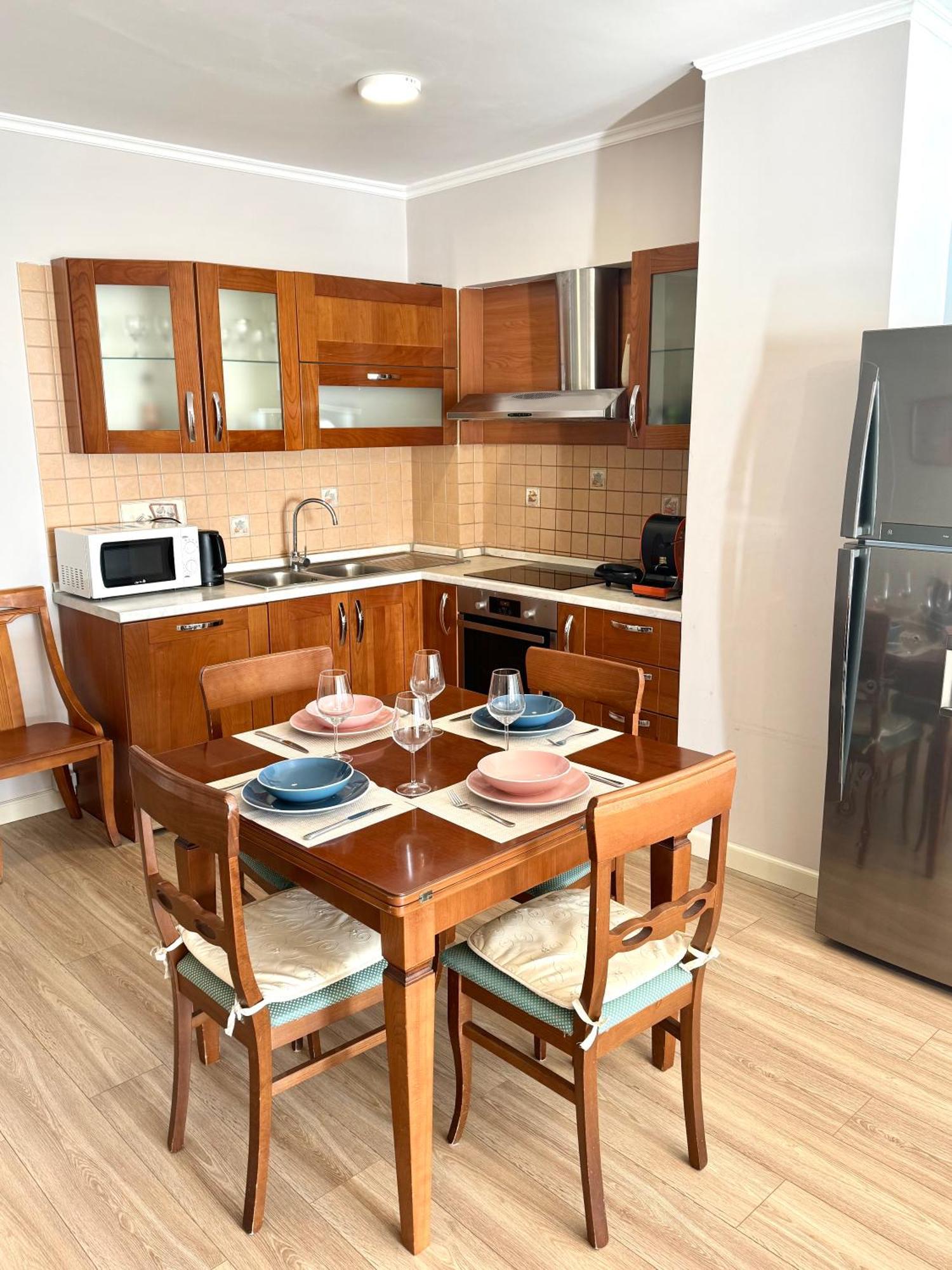 Redi's Luxurious Seaside Full View Appartamento *